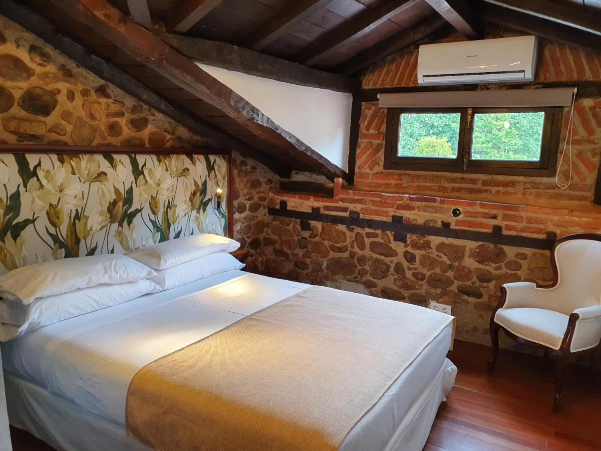 Ermita 1883 Hotel Puente San Miguel ภายนอก รูปภาพ